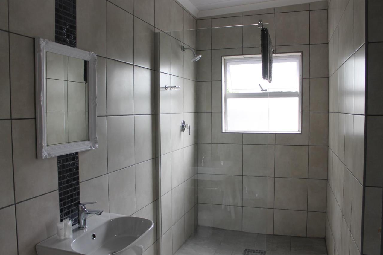 Berry Lane Guesthouse Kroonstad Ngoại thất bức ảnh