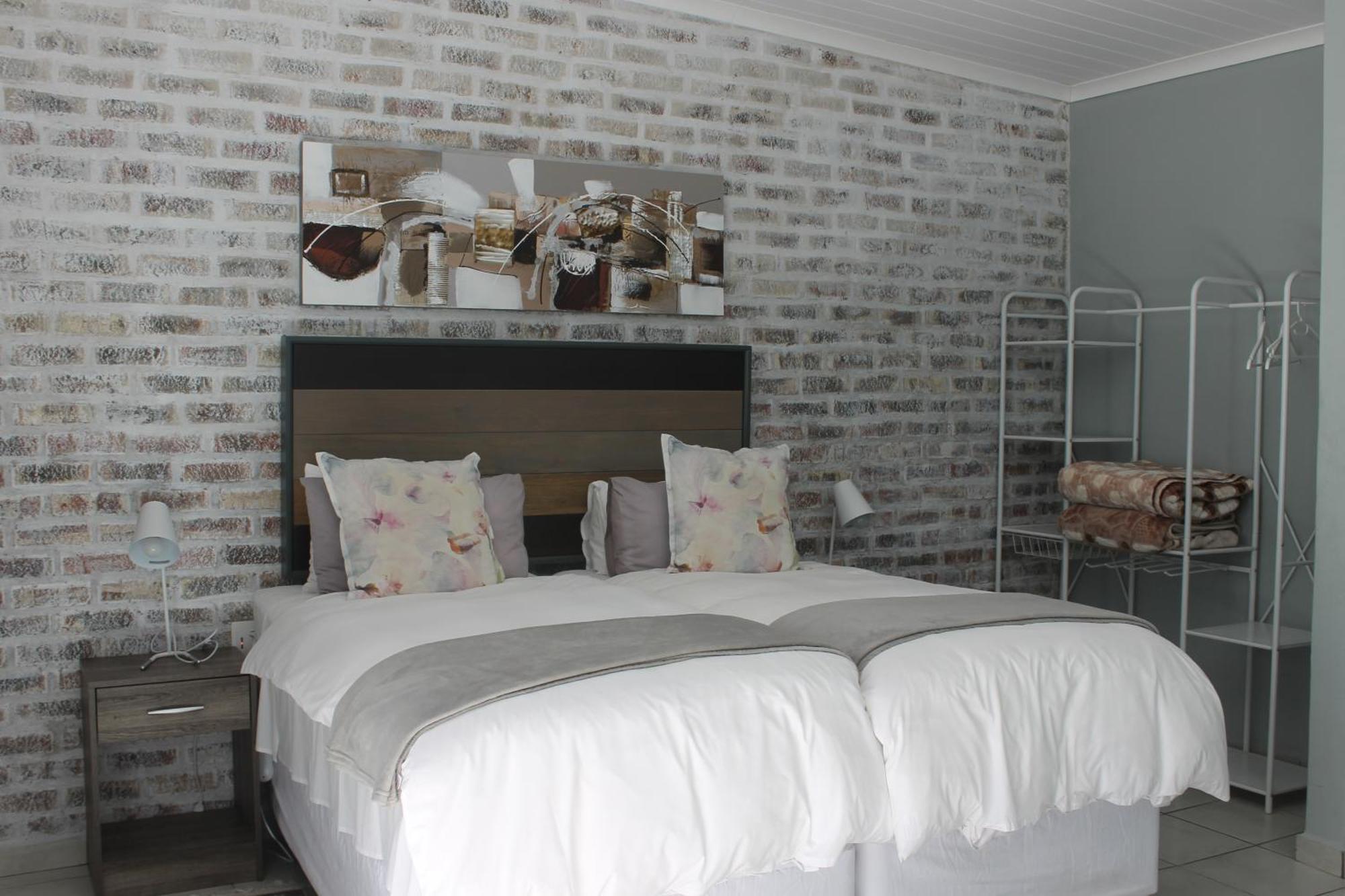 Berry Lane Guesthouse Kroonstad Ngoại thất bức ảnh
