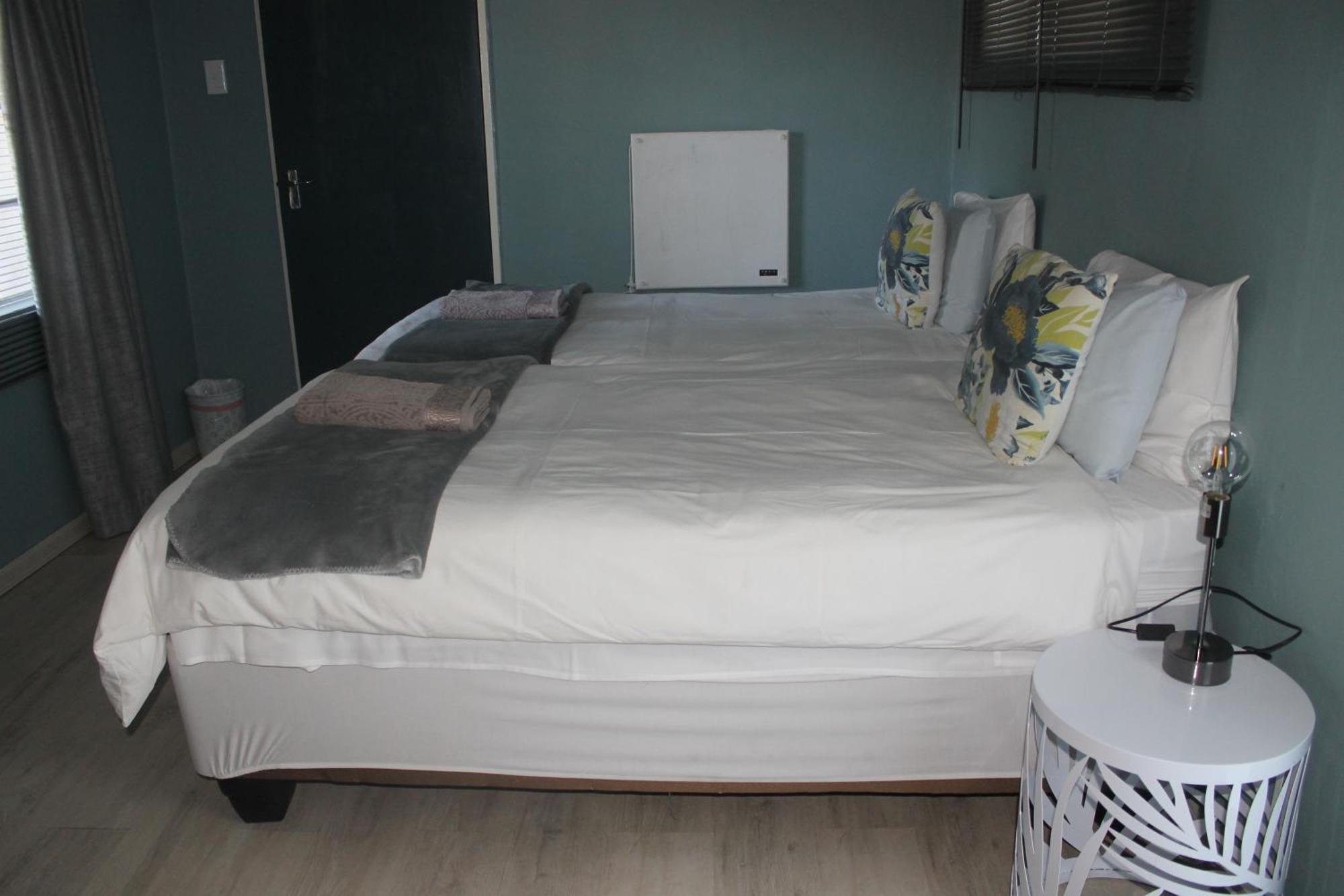 Berry Lane Guesthouse Kroonstad Ngoại thất bức ảnh