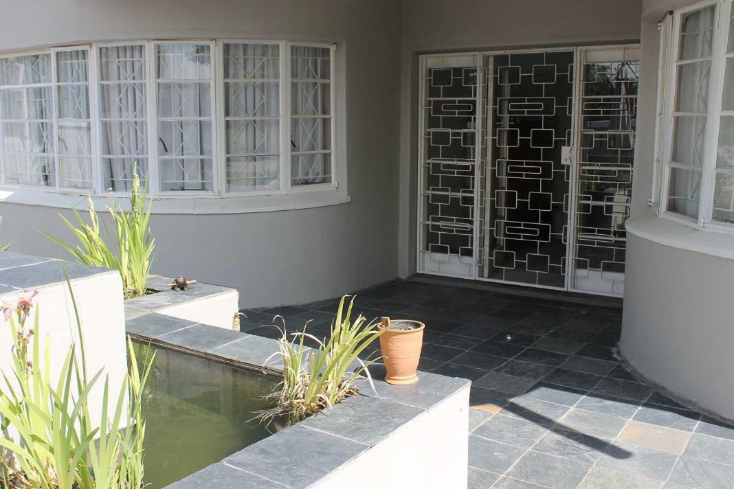 Berry Lane Guesthouse Kroonstad Ngoại thất bức ảnh