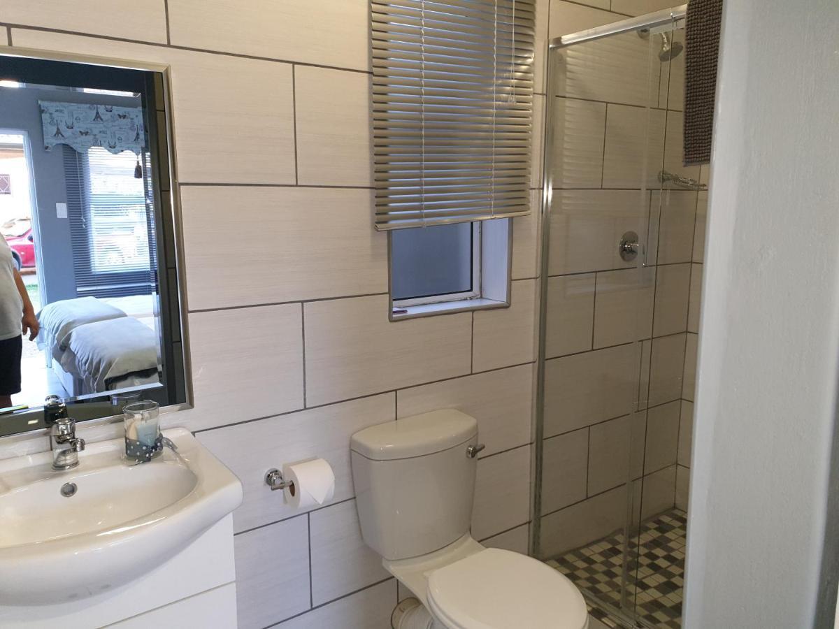 Berry Lane Guesthouse Kroonstad Ngoại thất bức ảnh